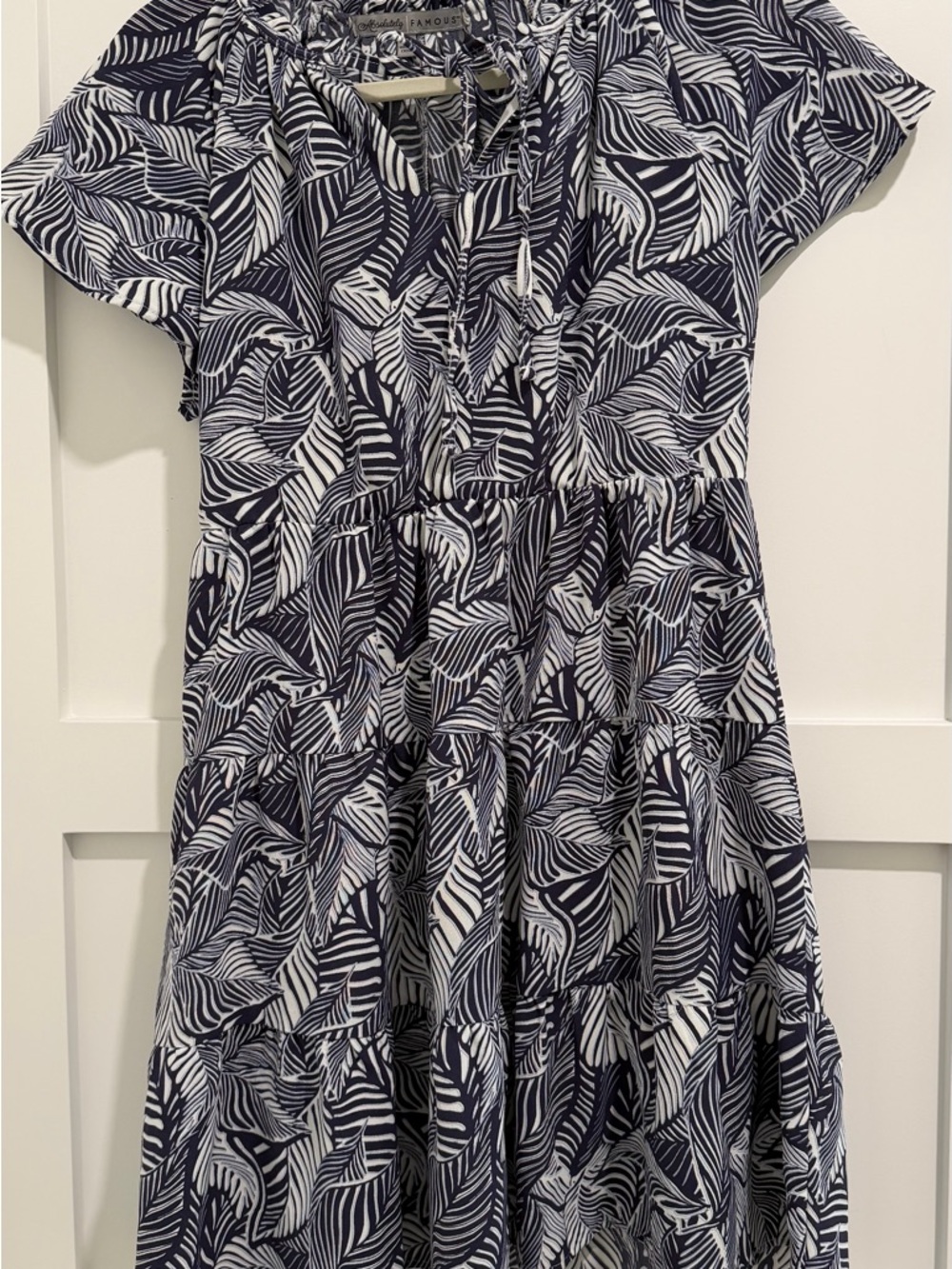 Absolutely Famous Navy and White Leaf-Print Tiered Dress Beach Size Small